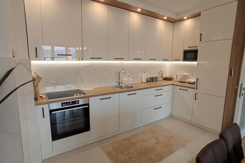 Sarajevo Tower - New Apartment ภายนอก รูปภาพ